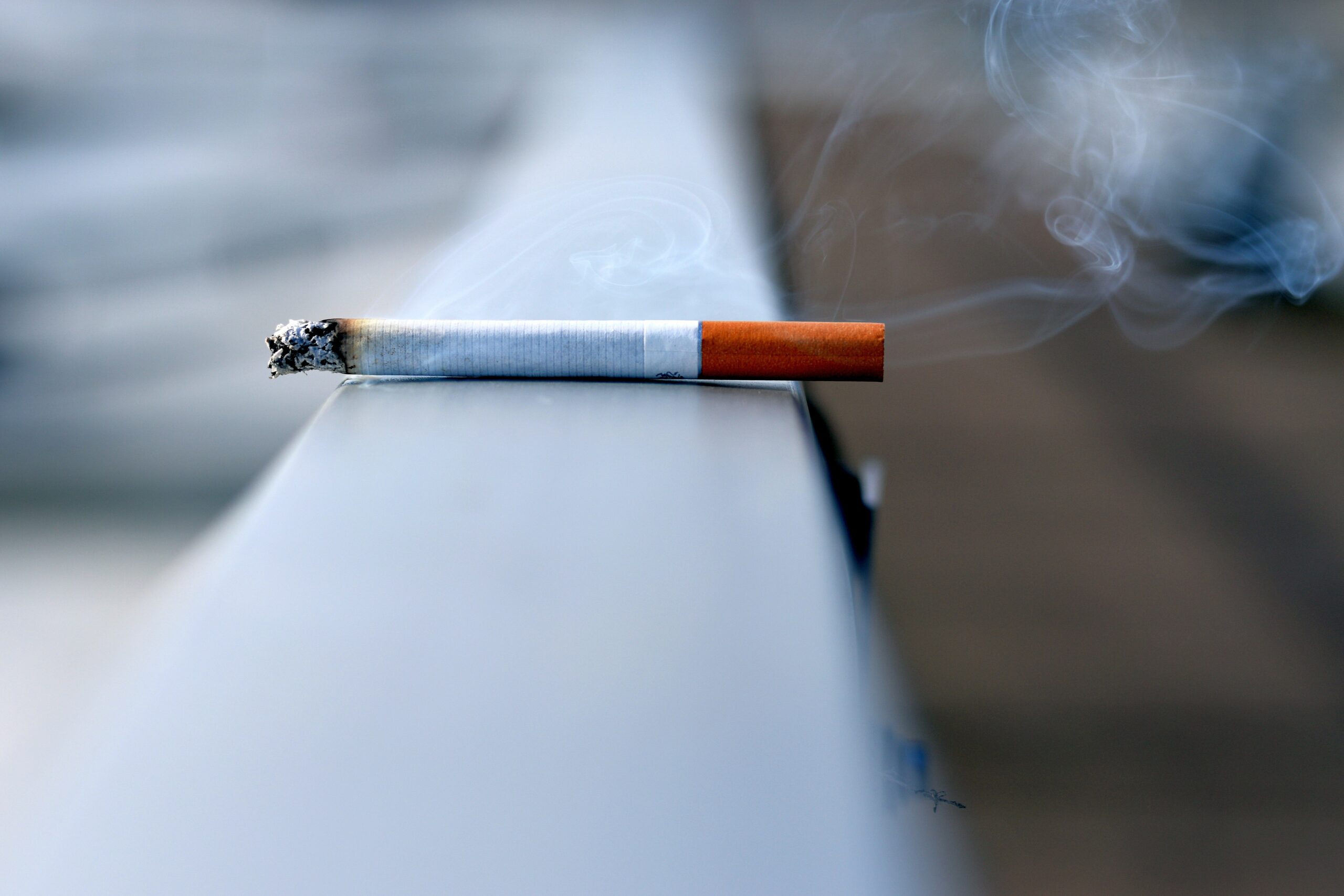 How Does Smoke Affect Your Eyes?